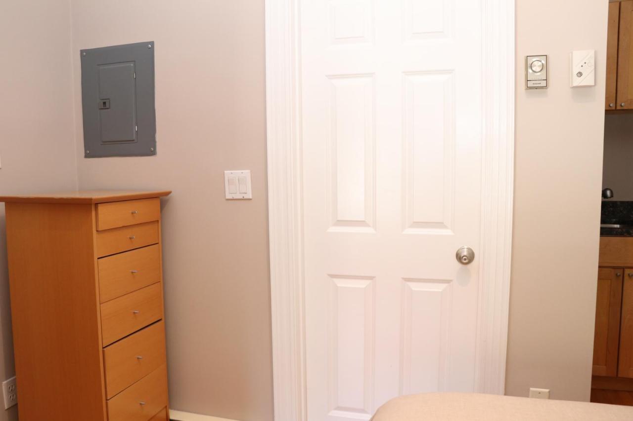 Stylish Downtown Studio In The South End, C. Ave #1 Boston Kültér fotó